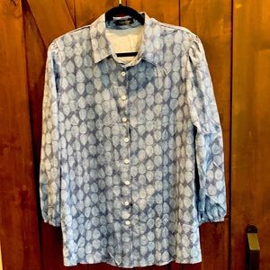 Soft, flowing blue and silver tunic.  Super cute!